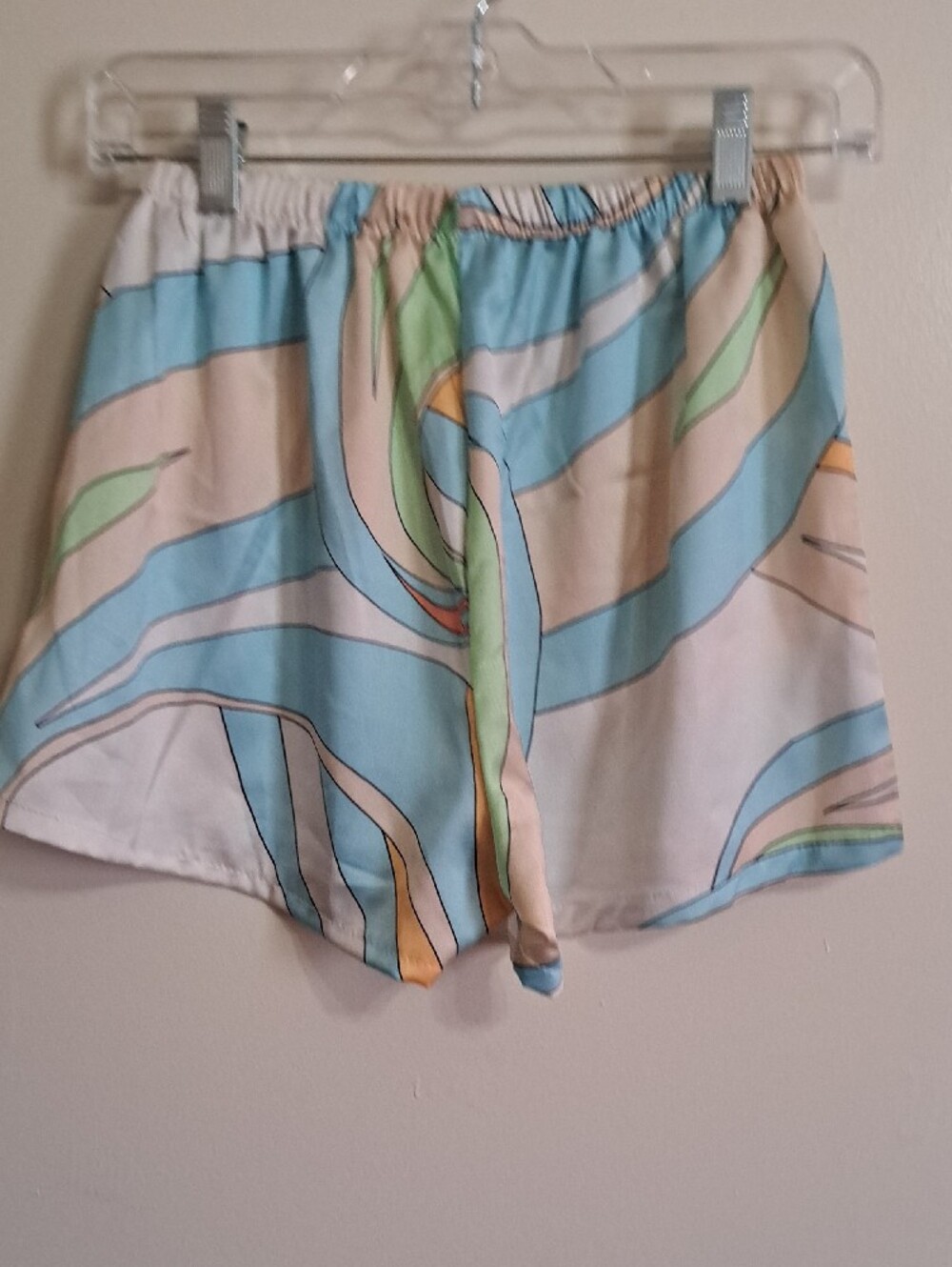 Tie-Back Halter Top & Short SET in Pastel Wave Print - Picture 6 of 6